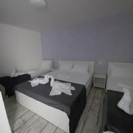 Ama *